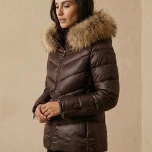 Abrigo acolchado con capucha de mujer